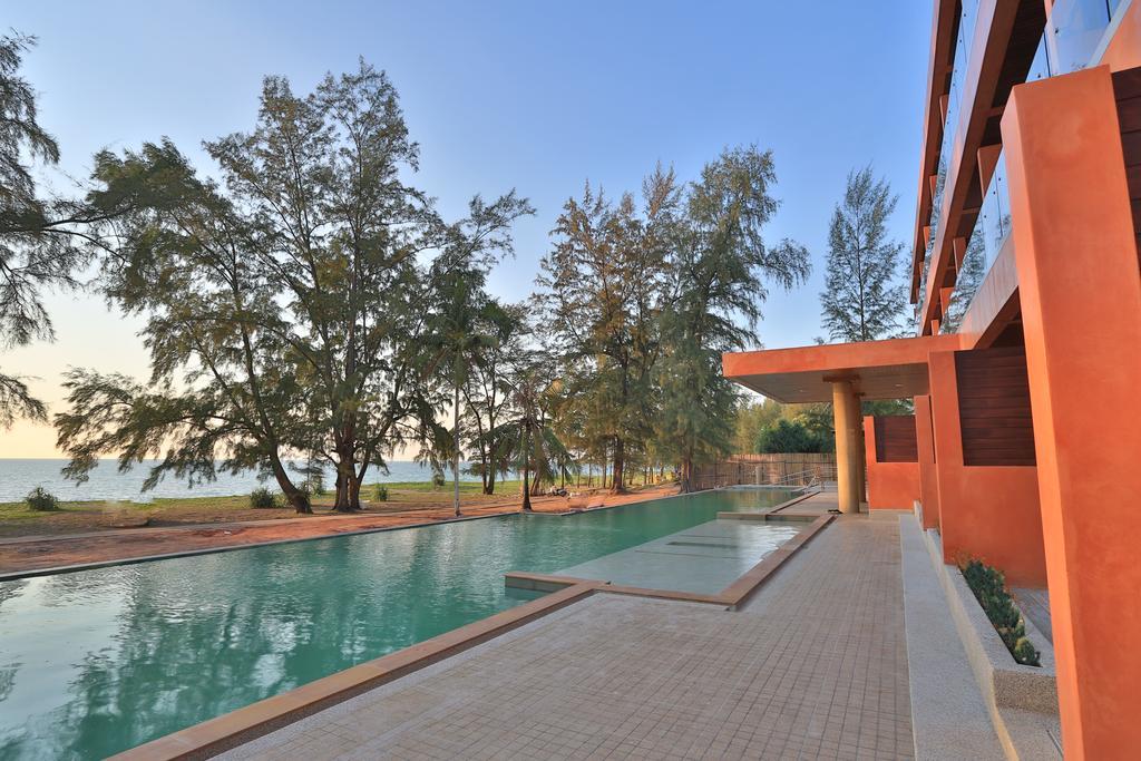 Coriacea Beachfront Boutique Phuket Resort - Sha Plus Mai Khao Екстериор снимка