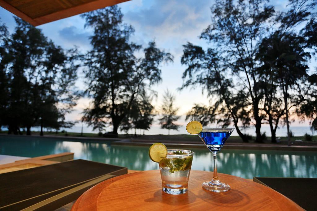 Coriacea Beachfront Boutique Phuket Resort - Sha Plus Mai Khao Екстериор снимка