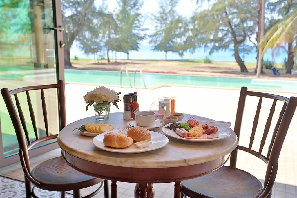 Coriacea Beachfront Boutique Phuket Resort - Sha Plus Mai Khao Екстериор снимка