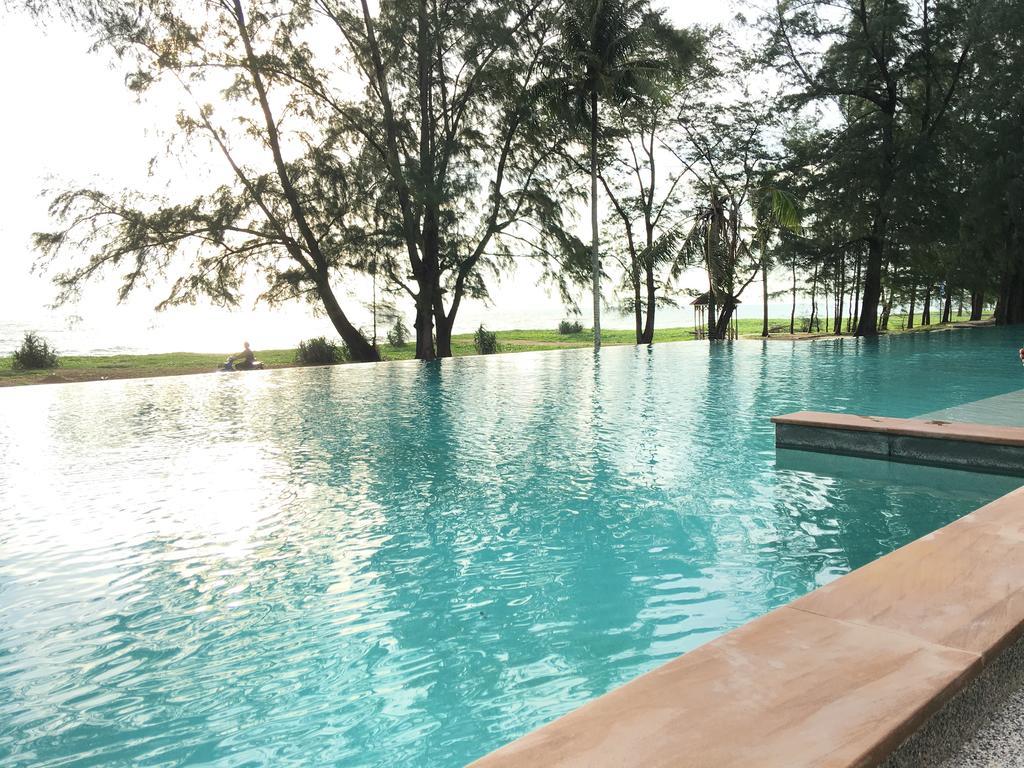 Coriacea Beachfront Boutique Phuket Resort - Sha Plus Mai Khao Екстериор снимка