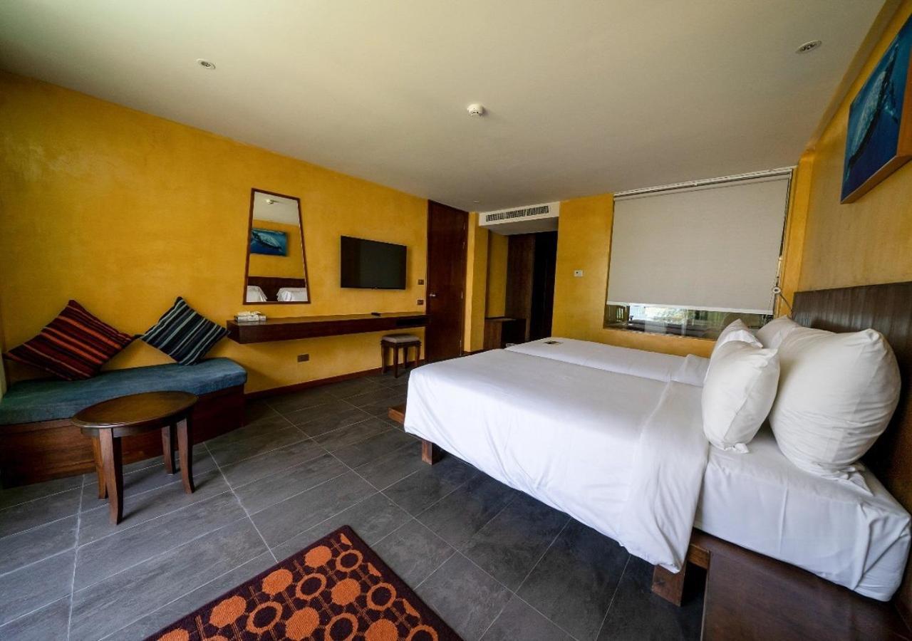 Coriacea Beachfront Boutique Phuket Resort - Sha Plus Mai Khao Екстериор снимка