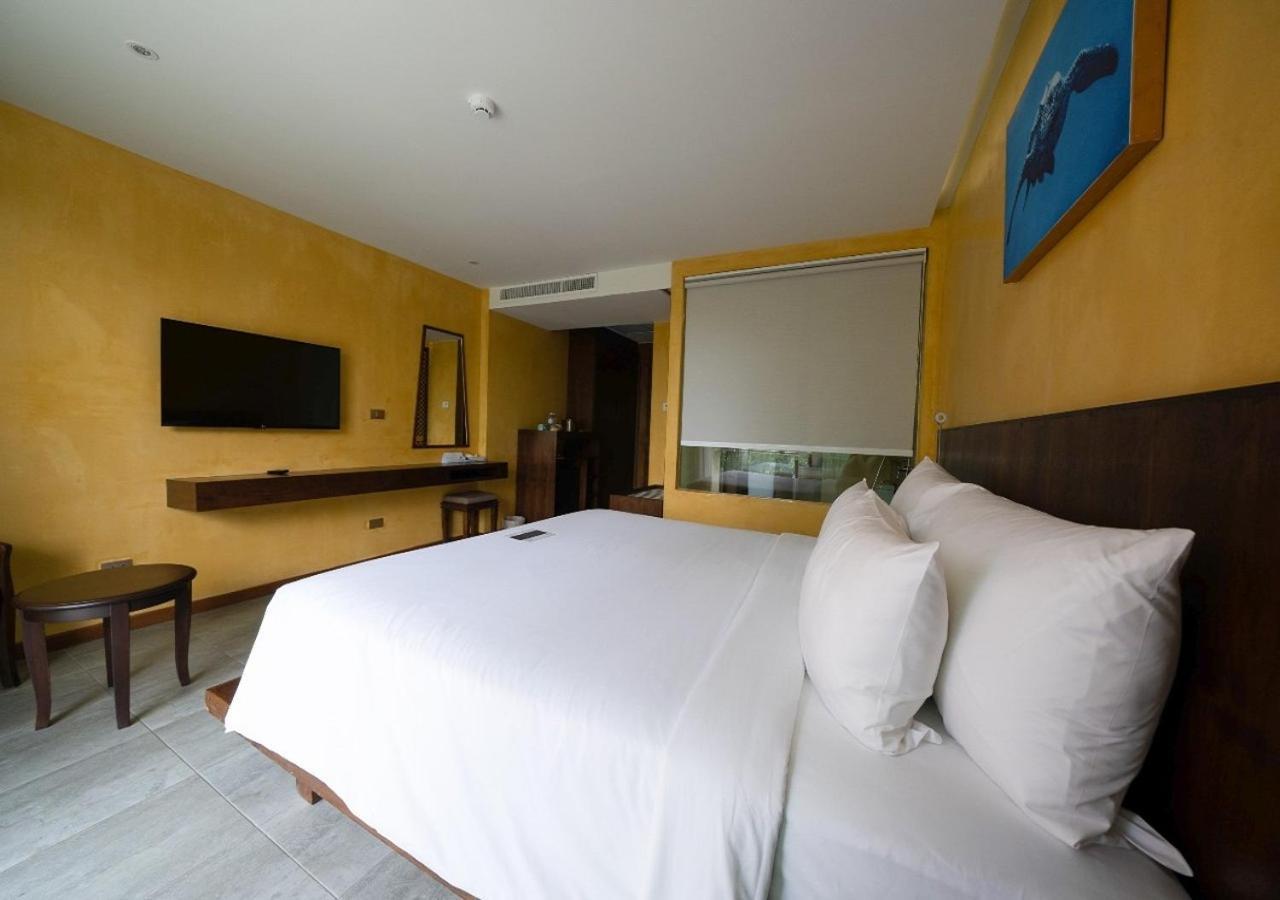 Coriacea Beachfront Boutique Phuket Resort - Sha Plus Mai Khao Екстериор снимка