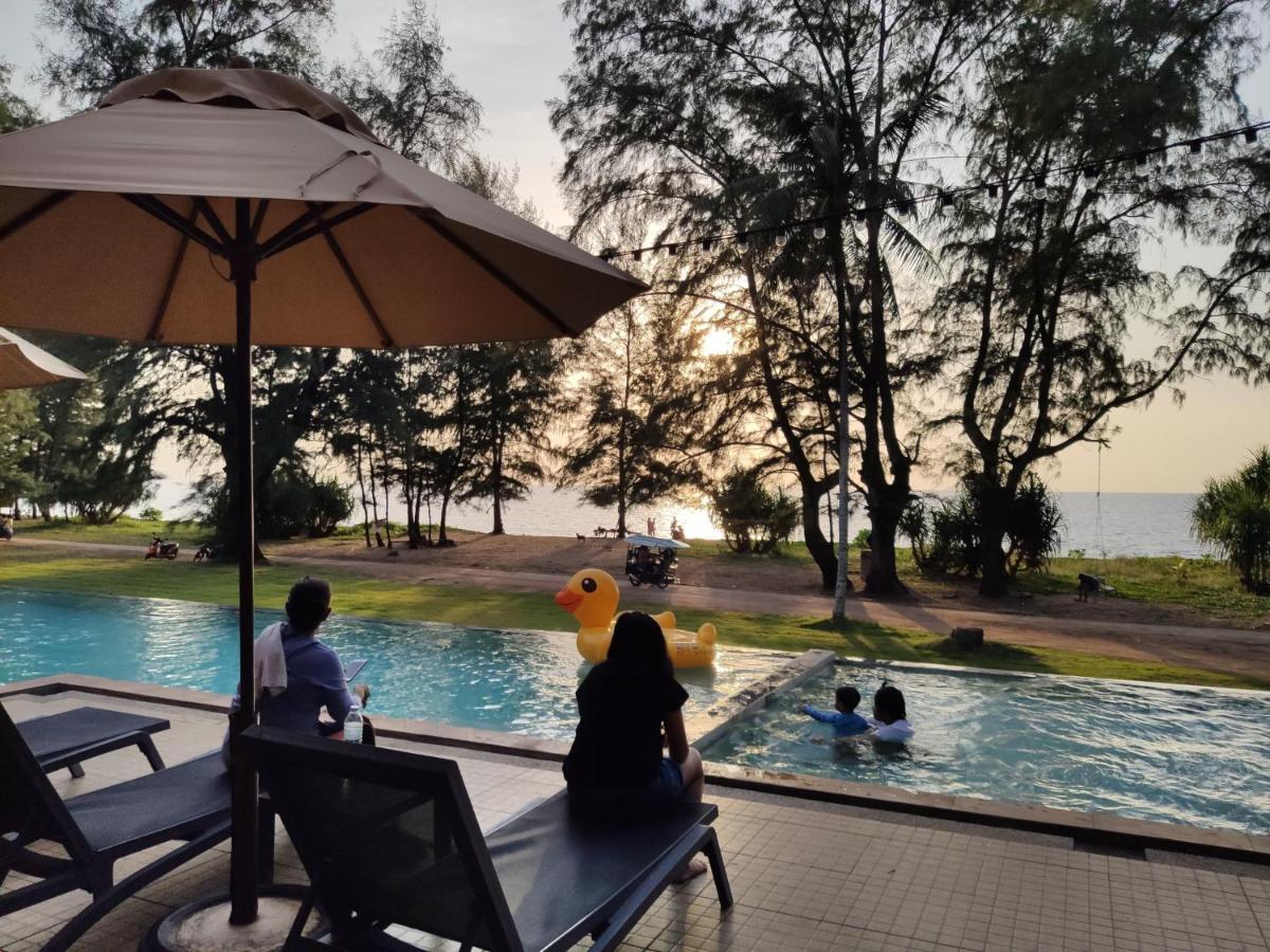 Coriacea Beachfront Boutique Phuket Resort - Sha Plus Mai Khao Екстериор снимка
